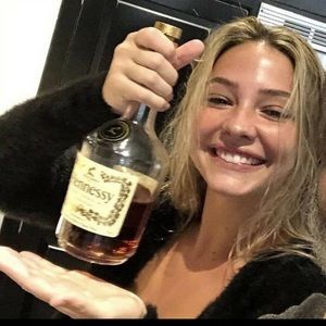 Meet your Posher, Ashton